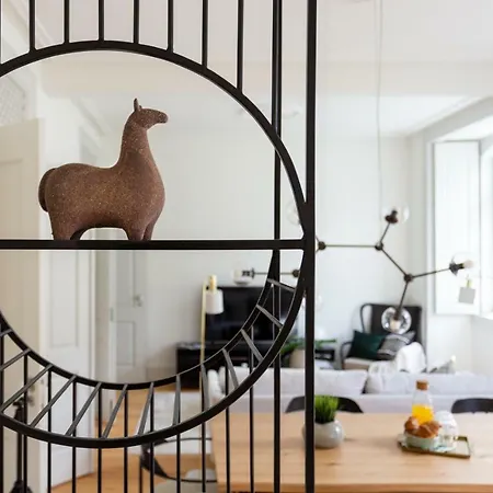 Apartment Joivy Splendid Flats Near Santa Justa Lift *