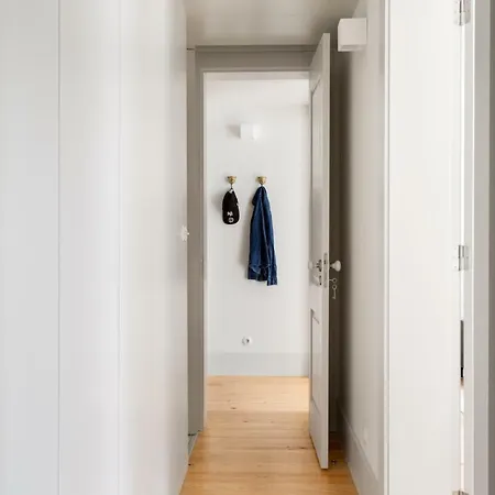 Joivy Splendid Flats Near Santa Justa Lift * Lisbon